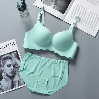 Lenjerie neagră de înaltă calitate Set sutien Push Up pentru femei Sutien gros Sutiene în V adânc Seturi de lenjerie Chiloți sexy Cupa BC