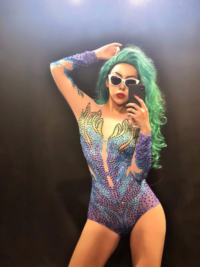 Stage Sparkly Rhinestones Mesh Bodysuit Γυναικείο πάρτι Σέξι κοστούμι χορού Παρουσίαση νυχτερινό κέντρο διασκέδασης Γυναίκα τραγουδίστρια Φόρεμα See Through Bodysuits