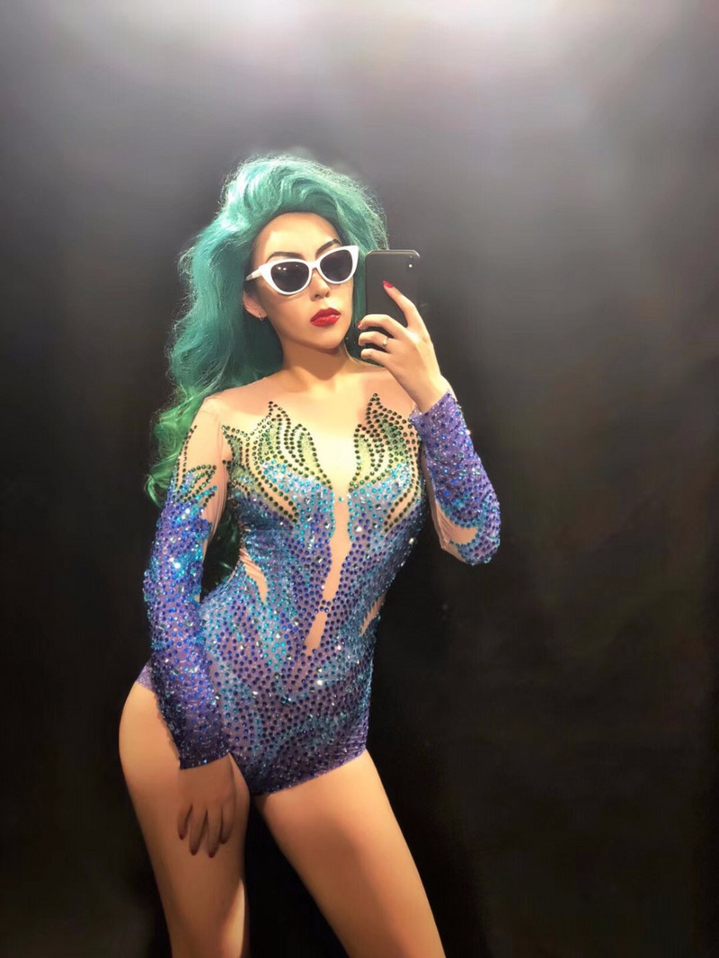 Stage Sparkly Rhinestones Mesh Bodysuit Γυναικείο πάρτι Σέξι κοστούμι χορού Παρουσίαση νυχτερινό κέντρο διασκέδασης Γυναίκα τραγουδίστρια Φόρεμα See Through Bodysuits