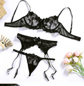 Lenjerie neagră Set de lenjerie de corp pentru femei Set de lenjerie sexy din dantelă din plasă Sutien transparent Set de lenjerie sexy 3 piese Set de chiloți sexy de sutien erotic