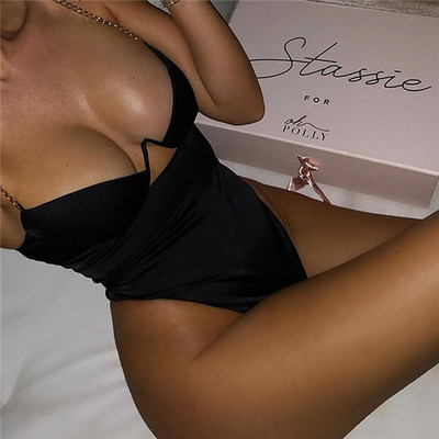 Sexy Red Satin Summer bodysuit naiste bodycon Lace Up Metallist kett sidemega kombinesoon rannapeoks Ööklubi kombinesoon