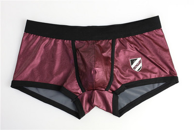 Lenjerie pentru bărbați Sexy BRAVE PERSON Boxeri Pantaloni scurți Trunchiuri solide Chiloți pentru bărbați din piele artificială Chiloți pentru bărbați Pantaloni scurți # B1167
