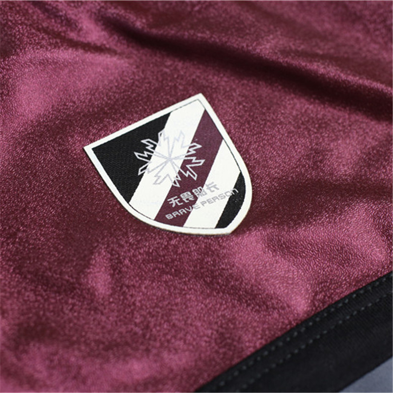 Lenjerie pentru bărbați Sexy BRAVE PERSON Boxeri Pantaloni scurți Trunchiuri solide Chiloți pentru bărbați din piele artificială Chiloți pentru bărbați Pantaloni scurți # B1167