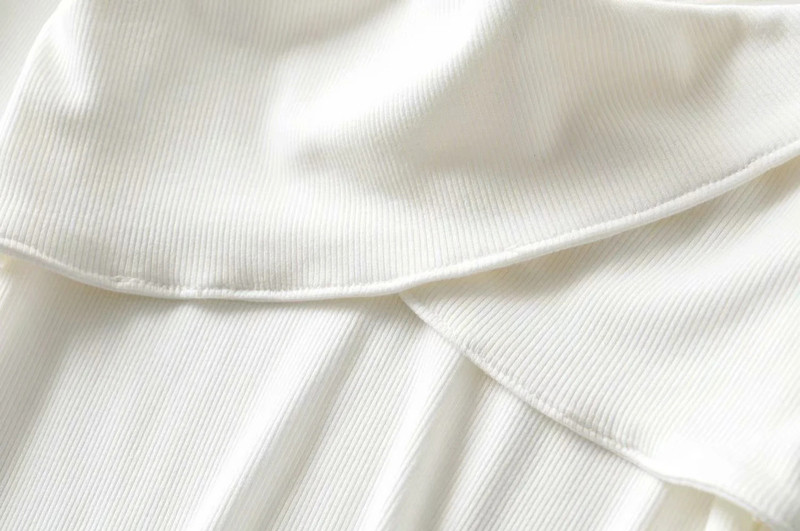 Body pentru femei cu gât încrucișat cu coaste în față