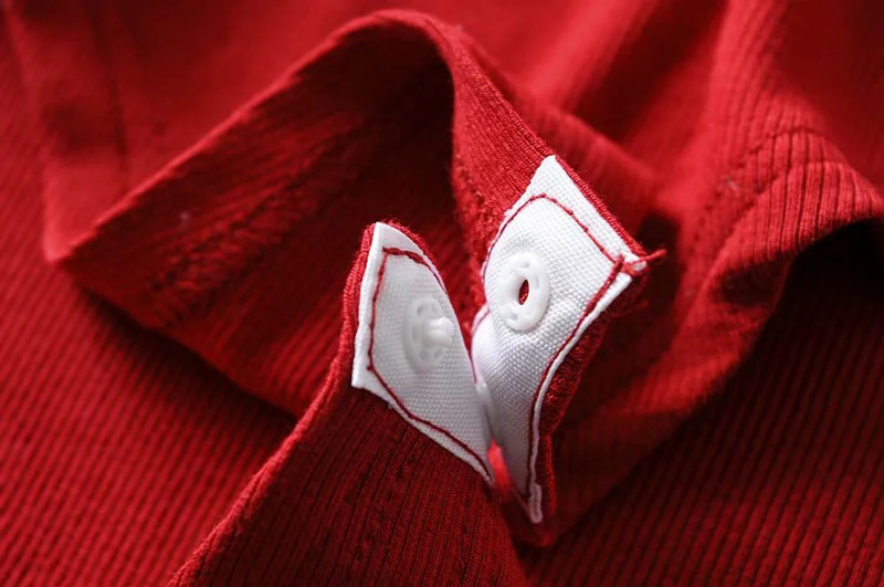 Body pentru femei cu gât încrucișat cu coaste în față