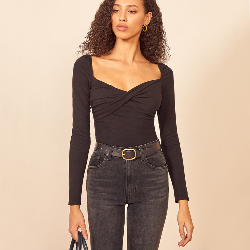 Body pentru femei cu gât încrucișat cu coaste în față