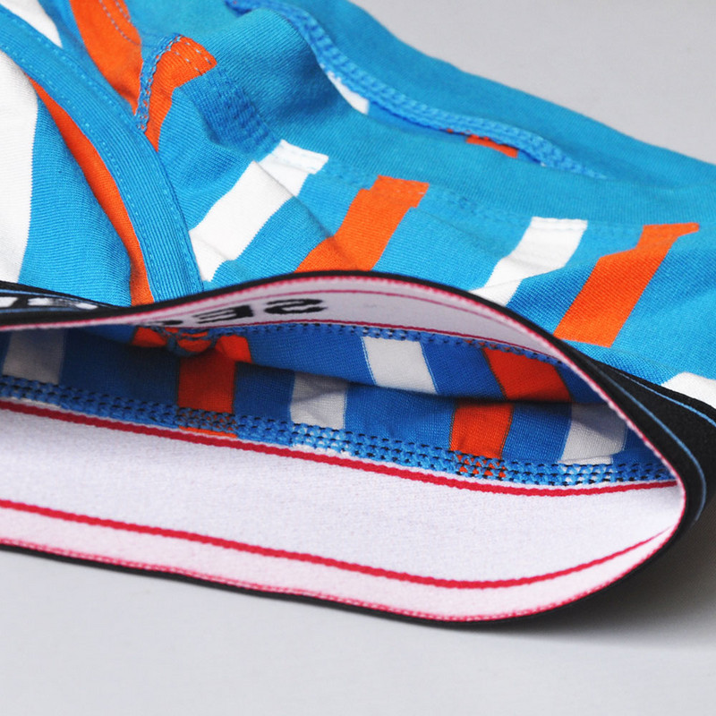 Täiesti uus puuvillane meeste aluspesu Moodsad lühikesed püksid bokserpüksid seksikad kitsad Seksikad meestele madala vöökohaga poistele meeste aluspüksid