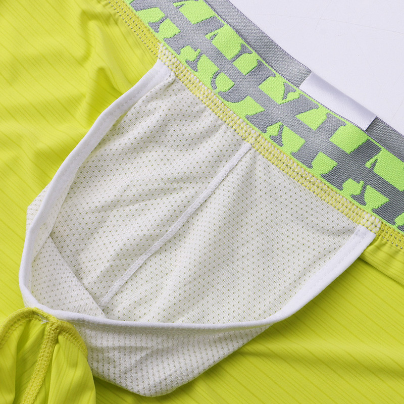 Lenjerie de corp sexy pentru bărbați Boxer Shorts din mătase de gheață pentru bărbați.