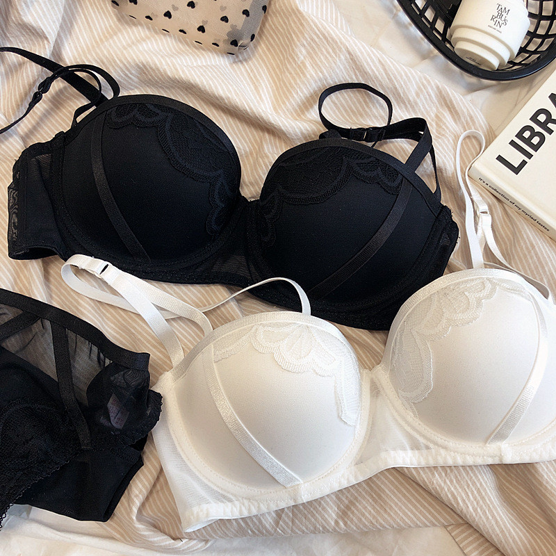 Μεγάλο μέγεθος ABCD 70-85 2022 Νέο Half Cup Γαλλικά σέξι δικτυωτό εσώρουχα Μικρά εσώρουχα δαντέλα Παχύ Push Up Γυναικείο Σετ σουτιέν