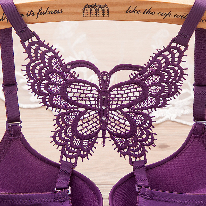 Aluspesu Naised koguvad rindu, et vältida lõtvumist tüdruku ees lukuga õmblusteta terasrõngas Seksikas mugav hingav rinnahoidja