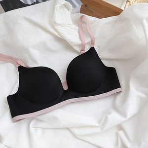 Σέξι σουτιέν No Wire One Piece Γυναικείο σουτιέν χωρίς ραφές μικρό στήθος Push Up Εσώρουχα Traceless Soft Ventilation Γυναικεία εσώρουχα