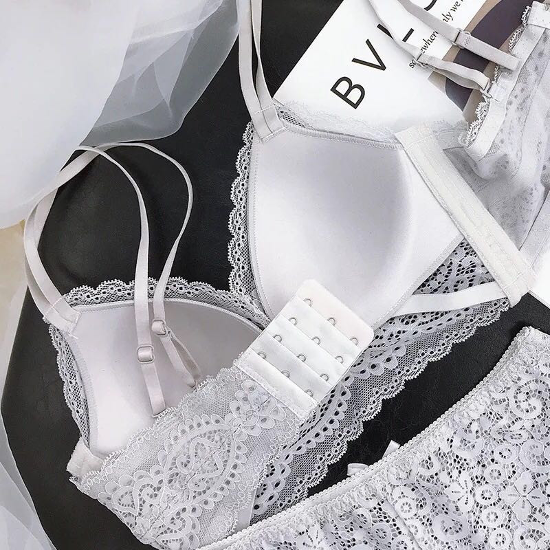 Pitsist tüdrukute aluspesu ilma alustraadita uus toode õhuke ilus tagumine kolmnurkne topsrinnahoidja