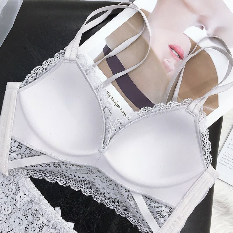 Pitsist tüdrukute aluspesu ilma alustraadita uus toode õhuke ilus tagumine kolmnurkne topsrinnahoidja