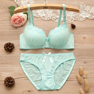 Εφηβικά εσώρουχα Young Teens In εσώρουχα Νεαρά κορίτσια Σετ σουτιέν και εσώρουχα Παιδικά σουτιέν Μικρό μέγεθος 14/12/16 Έτος