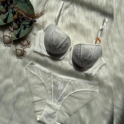 Σέξι κέντημα Push Up Σουτιέν και κιλότες Εσώρουχα με δαντέλα οικεία Γυναικεία Όμορφα εσώρουχα BCD Cup Νέες παραλαβές