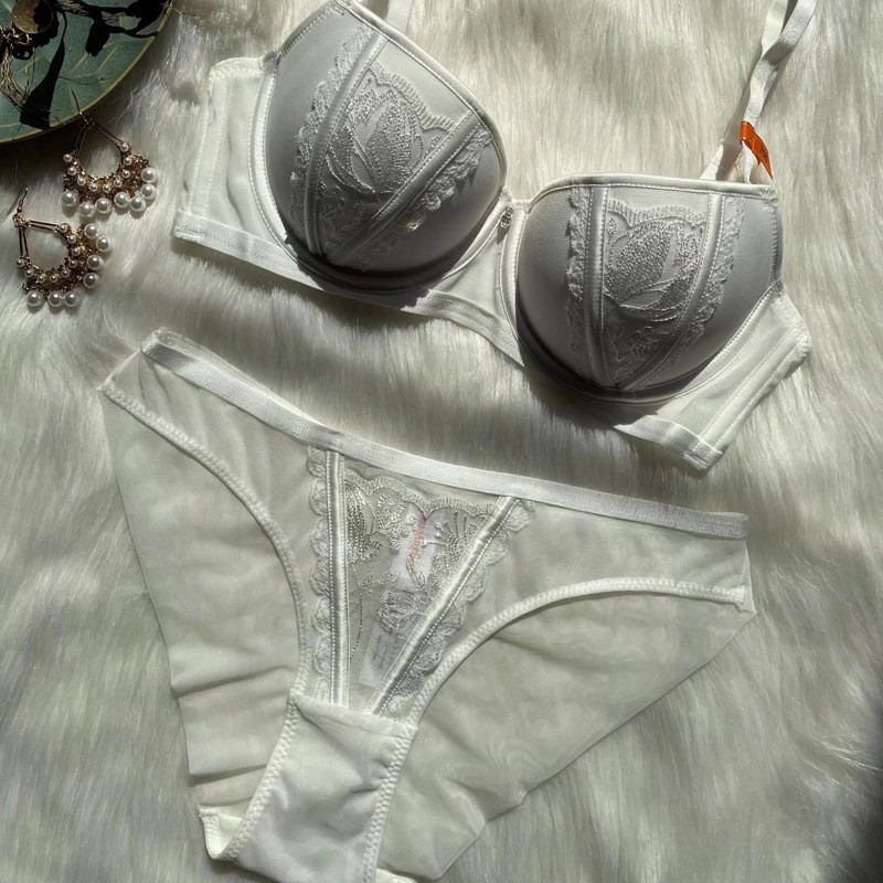 Σέξι κέντημα Push Up Σουτιέν και κιλότες Εσώρουχα με δαντέλα οικεία Γυναικεία Όμορφα εσώρουχα BCD Cup Νέες παραλαβές