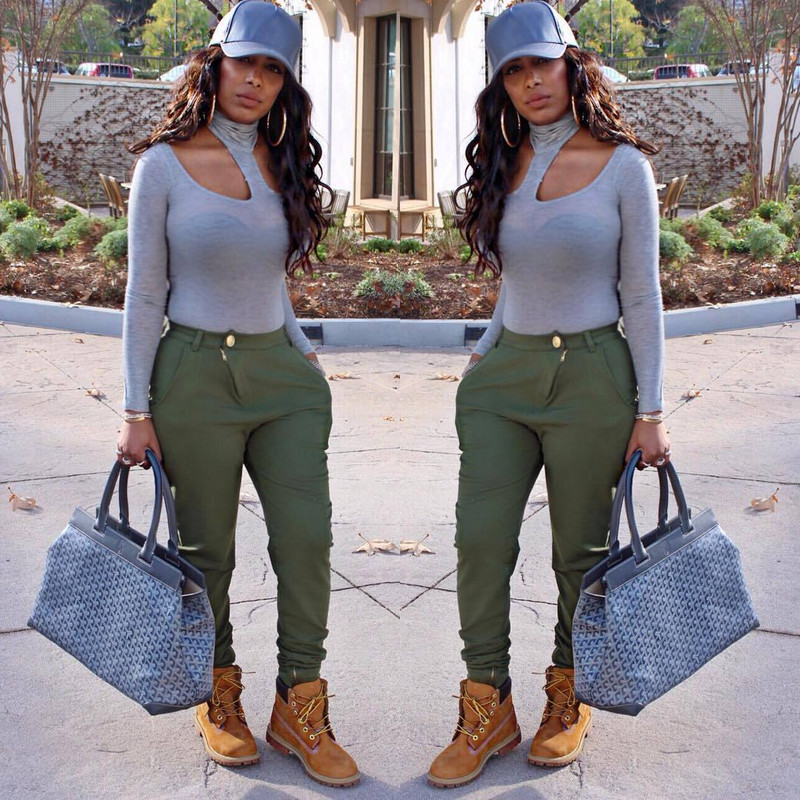 νέο φθινοπωρινό γυναικείο σέξι λεπτή κοντή φόρμα από βαμβάκι romper ροζ κόκκινο μαύρο γκρι κορμάκι με μακρυμάνικο ζιβάγκο Playsuit