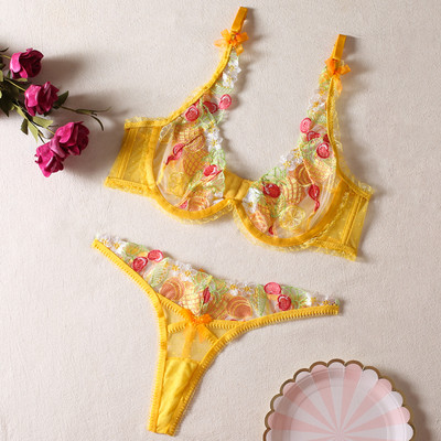 Tikitud bralette pesukomplekt, läbipaistev Push Up rinnahoidja G-String naisele uhke aluspesu Sensuaalsed seksikad pitsilised intiimsed erootilised komplektid