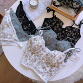 Νέο Κέντημα Δαντέλα Λουλούδια Γαλλικά Εσώρουχα Bralette Sexy Body Shaping Push Up Σετ σουτιέν Ρομαντικό Λευκό Μαύρο Χαριτωμένο εσώρουχα λεπτά