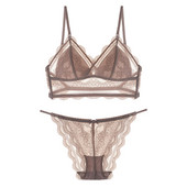 Νέο σέξι δαντέλα 2020 Σετ σουτιέν Μεγάλο εξώπλατο σουτιέν με λεπτές χιαστί λουράκια Halter Τρίγωνο σουτιέν και Σετ στρινγκ Εσώρουχα Γυναικεία εσώρουχα Καλοκαίρι