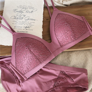 Set de sutien cu cupă subțire din bumbac fără fir sexy Set sutien și chiloți la modă din dantelă Lenjerie de corp fără pietre Lenjerie pentru femei Slip bralette