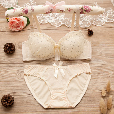 Set de lenjerie de corp din bumbac Maiden Costume de sutien floral din dantela pentru femei Cupa mica Studenti Lenjerie Baruri drăguțe Chiloți triunghi 2 buc ținute