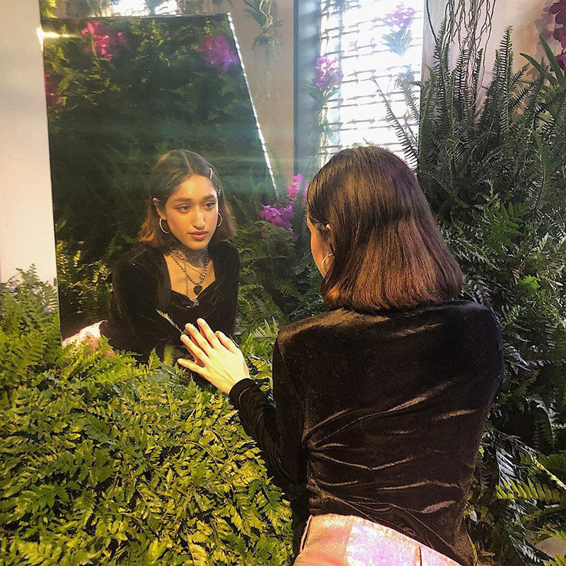 JIEZuoFang Chic Palace Style Body Body din catifea neagră pentru femei cu gât în V Sexy corp încrustat Mujer cu mâneci lungi Costume de bază vintage de toamnă