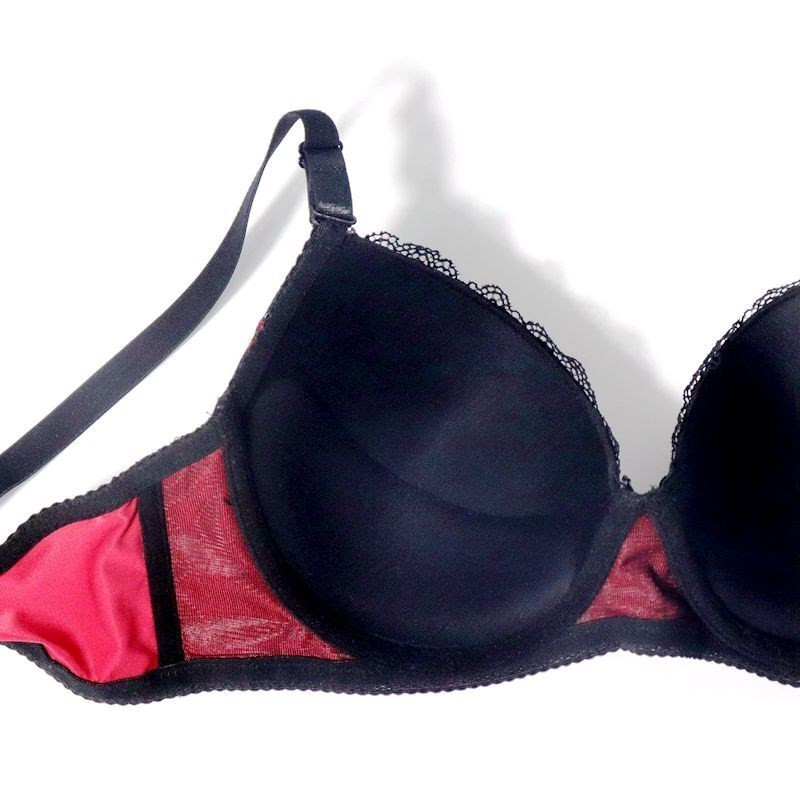 Beauwear 85D-110D lenjerie de corp elastică pentru femei de mărime mare 2 cârlige și ochi sutiene sexy push up cu pernă de lumină