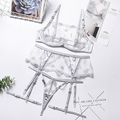 Sensual Lenjerie Transparentă Sliver See Through Sutien și chiloți Erotic Dantela Set de lenjerie de corp Femeie 2 bucăți Seturi Truse de îngrijire a pielii scurte