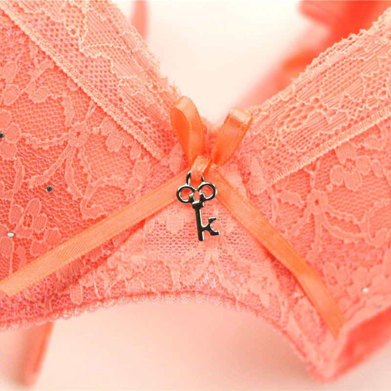 DaiNaFang Brand Luxury Γαλλικά σέξι χρυσά δαντελένια σετ για γυναικεία εσώρουχα Push Up Γυναικεία στρινγκ εσώρουχα ABC Cup