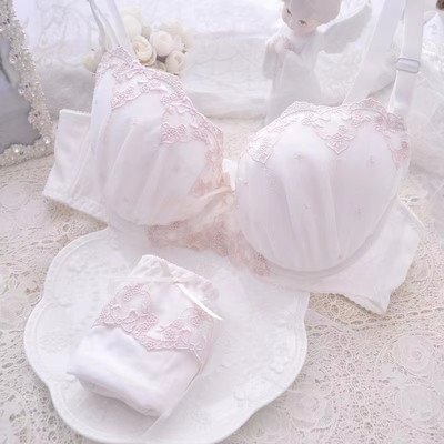 Ιαπωνική λολίτα τρίχρωμο μωρό χωρίς σφουγγάρι με σετ εσώρουχα ατσάλινο δαχτυλίδι περισσότερα σετ φοιτητικό σουτιέν κοριτσιού με κέντημα τρισδιάστατα