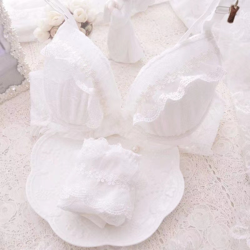 Ιαπωνική λολίτα τρίχρωμο μωρό χωρίς σφουγγάρι με σετ εσώρουχα ατσάλινο δαχτυλίδι περισσότερα σετ φοιτητικό σουτιέν κοριτσιού με κέντημα τρισδιάστατα