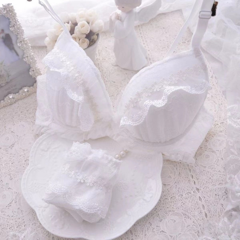 Ιαπωνική λολίτα τρίχρωμο μωρό χωρίς σφουγγάρι με σετ εσώρουχα ατσάλινο δαχτυλίδι περισσότερα σετ φοιτητικό σουτιέν κοριτσιού με κέντημα τρισδιάστατα