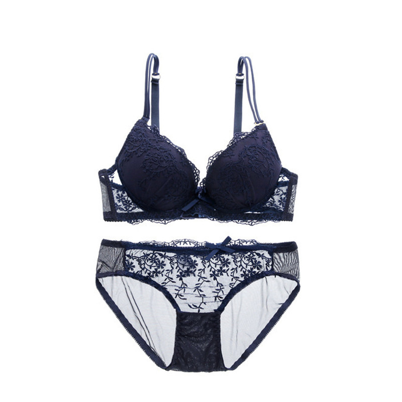 Novi Push Up grudnjak Bijeli čipkasti grudnjak i komplet gaćica podstavljen ispod žice Ženski set donjeg rublja s vezom, duboko V donje rublje i gaćice