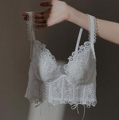 Sexy crop top aproce pret nokarenu apakšveļa mazas krūtis lielas krūšturi tuvplāna krūtis ārējais apģērbs korsetes mežģīnes push up krūšturis