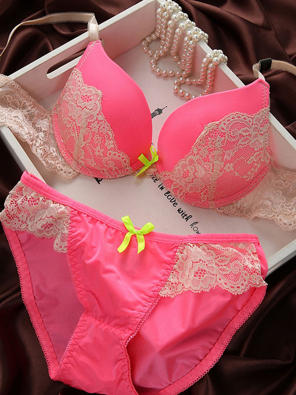 Donje rublje Ženski grudnjaci BC cup Set donjeg rublja s kratkim hlačama Seksi donje rublje Kompleti grudnjaka s čipkom i vezom Grudnjaci s mašnom
