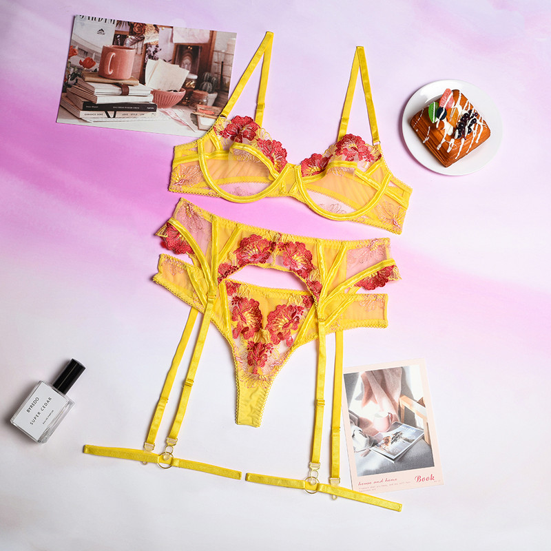 Ellolace jutekliskā apakšveļa, mežģīnes, ziedu izšuvumi, caurspīdīga apakšveļa, eksotiski komplekti.