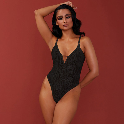 BKLD Body cu bretele spaghetti din dantelă 2021 pentru femei Îmbrăcăminte decoltată din croșetat, fără spate, transparent, Body sexy pentru festival.