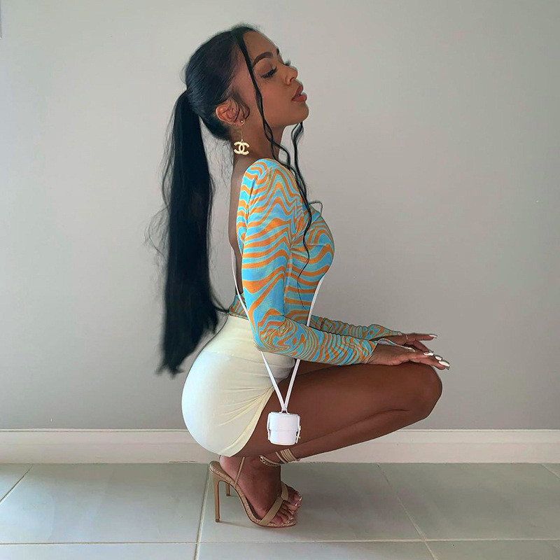 BKLD Îmbrăcăminte pentru femei Toamnă/Iarnă 2021 Nouă modă Body cu mânecă lungă cu imprimeu în dungi neregulate cu gât rotund ținute dintr-o bucată