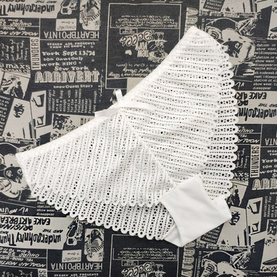 YBFDO Set de lenjerie fără fir pentru femei Set de sutien sexy din dantelă Set sutien și chiloți fără spate Închidere frontală Lenjerie subțire fără sudură Sutiene moi