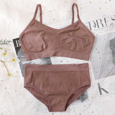 Set de sutien pentru femei Sutien fără cusături Thong cu talie joasă Top cu nervuri Set de lenjerie de fitness pentru femei Crop Top Set de lenjerie sexy de modă Bralette