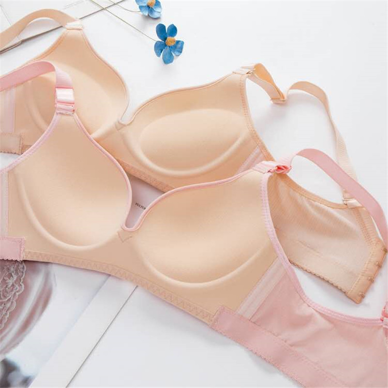 Noul tip de sutien mic îngroșat, fără sârmă, lenjeria sutienului plat confortabil adună și ajustează ceașca de pâine aburită t