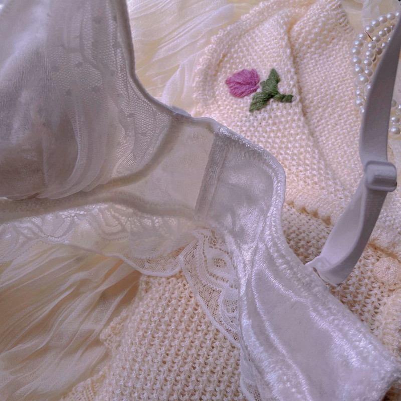 Lenjerie de lenjerie cu ceașcă de cristal ultra-subțire retro chiloți costum lenjerie de corp din catifea anti-loc sexy fără inel de oțel set de sutien confortabil