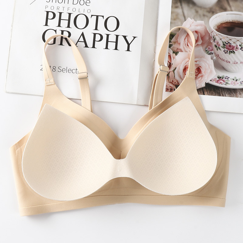 Sutien cu cupă din latex thailandez 2021, fără sudură, fără inel de oțel, adunați lenjerie de corp pentru femei, frumusețe, spate, sport pentru somn, set de sutien și slipuri