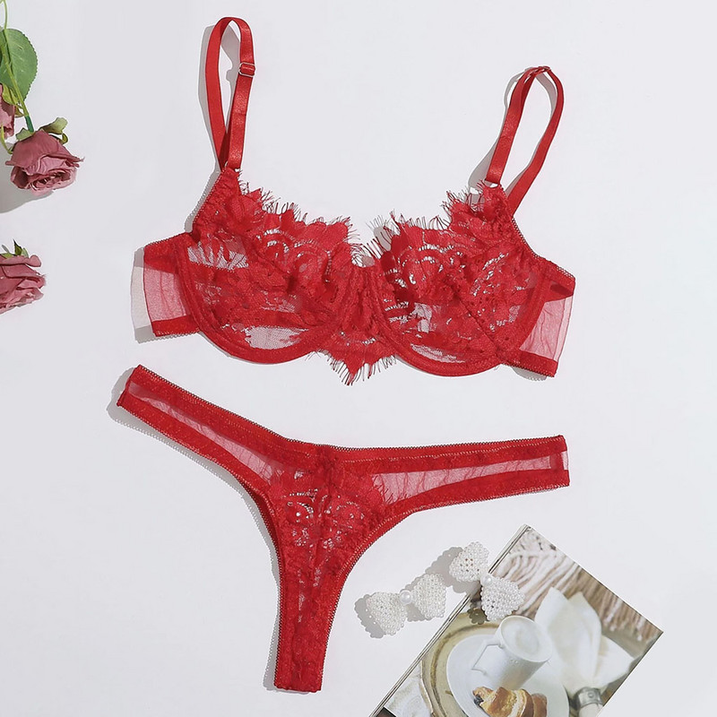 Lenjerie sexy Set de lenjerie intimă pentru femei Sutien roșu din dantelă Set de lenjerie Sex Lady Bralette Set sutien și chiloți Chiloți Babydolls de Crăciun