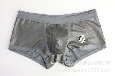 2020 BRAVE PERSON Νέο σέξι ανδρικό απομίμηση δερμάτινο σορτς μπόξερ Εσώρουχα ανδρικά εσώρουχα U κυρτή θήκη Εσώρουχα ανδρικά μπόξερ