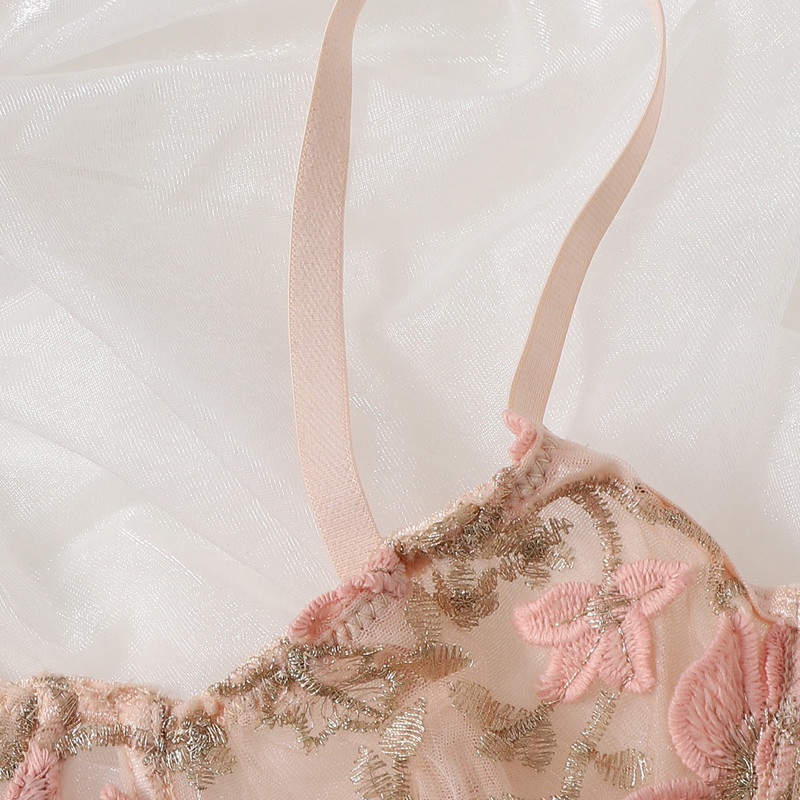 Push Up krūštura īsu komplekti Seksīga sieviešu apakšveļa ar ziedu izšuvumu mežģīņu apakšveļas komplekts Bralette Caurspīdīga seksīga jutekliska sieviešu apakšveļa