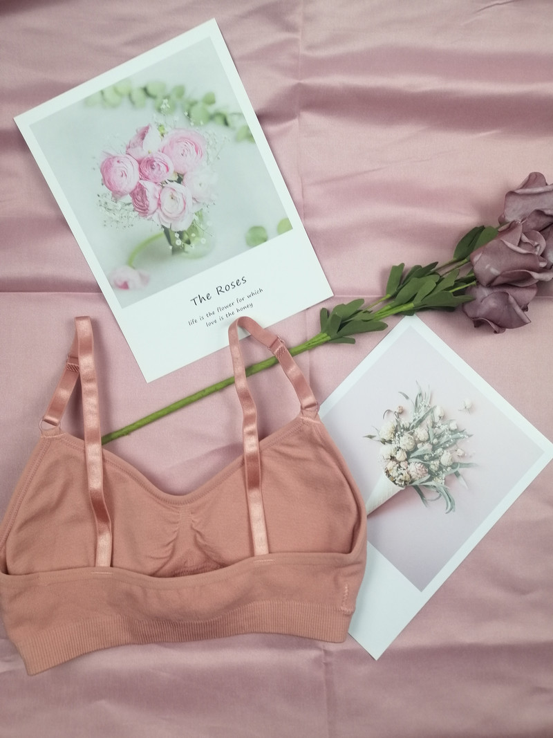 HIVOF σουτιέν κοριτσιών με λεπτές τιράντες ρυθμιζόμενες χωρίς ραφή τύπου άνετο και χωρίς ίχνος Push Up