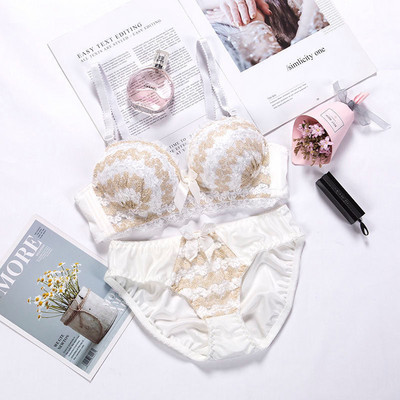 Set de sutiene cu fundă drăguț pentru femei, lenjerie sexy din dantelă, costum de sutien, lenjerie de corp pentru fete, bralette fără sârmă, sutien de culoare uni, slip alb de primăvară.