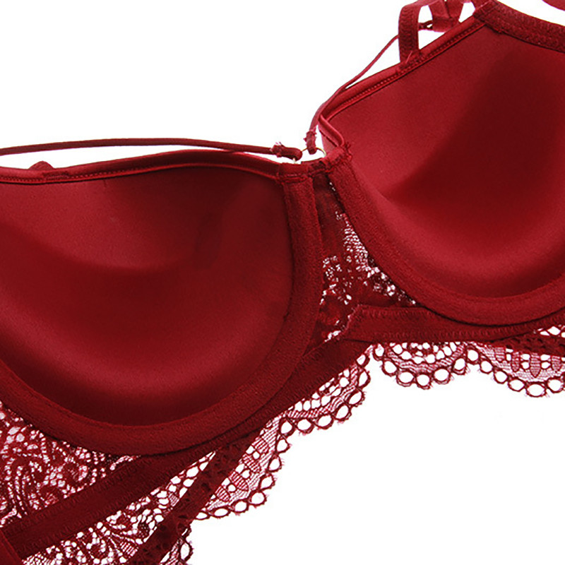 Tanak ispod debele kalupa Komplet izdubljenih čipkanih grudnjaka i gaćica Donje rublje Žensko prekrasno seksi donje rublje 2022 Novo